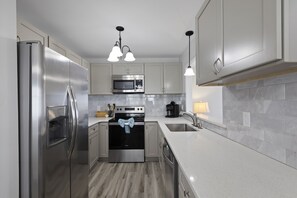 Fridge, microwave, oven, stovetop - MareBella 2nd row Ocean front with gorgeous sunrises (North Topsail Beach)