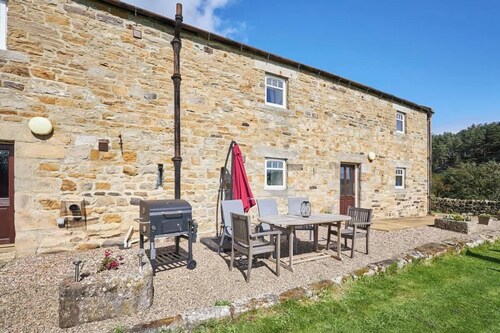 Host & Stay | The Granary, Carr Edge