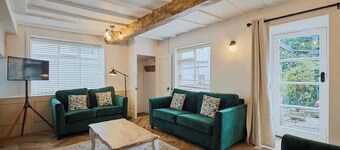 Host & Stay | Cragg Cottage