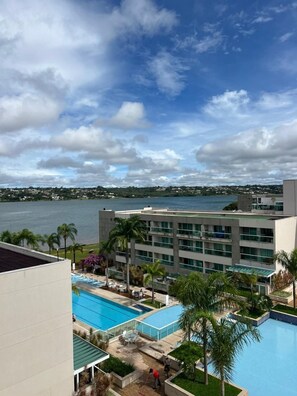 Apartment | Pool | Outdoor pool - Brisas do Lago - Apartamento 10 (Brasília)