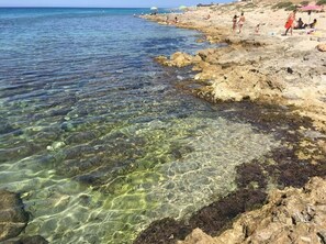 Property grounds - Casa Vicino Mare sea Rocks Cottage (Taviano)