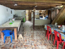 Se ofrece un desayuno a la carta todos los días (por un coste adicional)