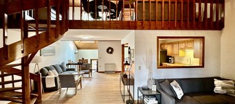 Spacious 3 bedroom Family Condo located 1 mile from downtown North Conway!