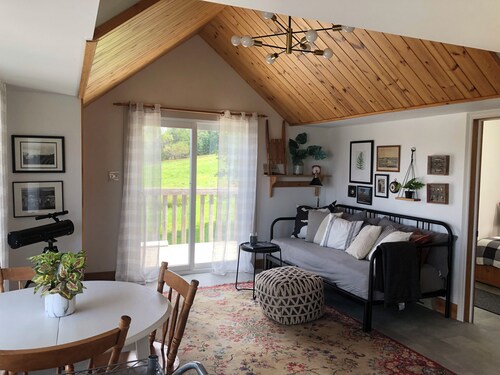 Ocean Sanctuary - The Salty Cribb Cabin