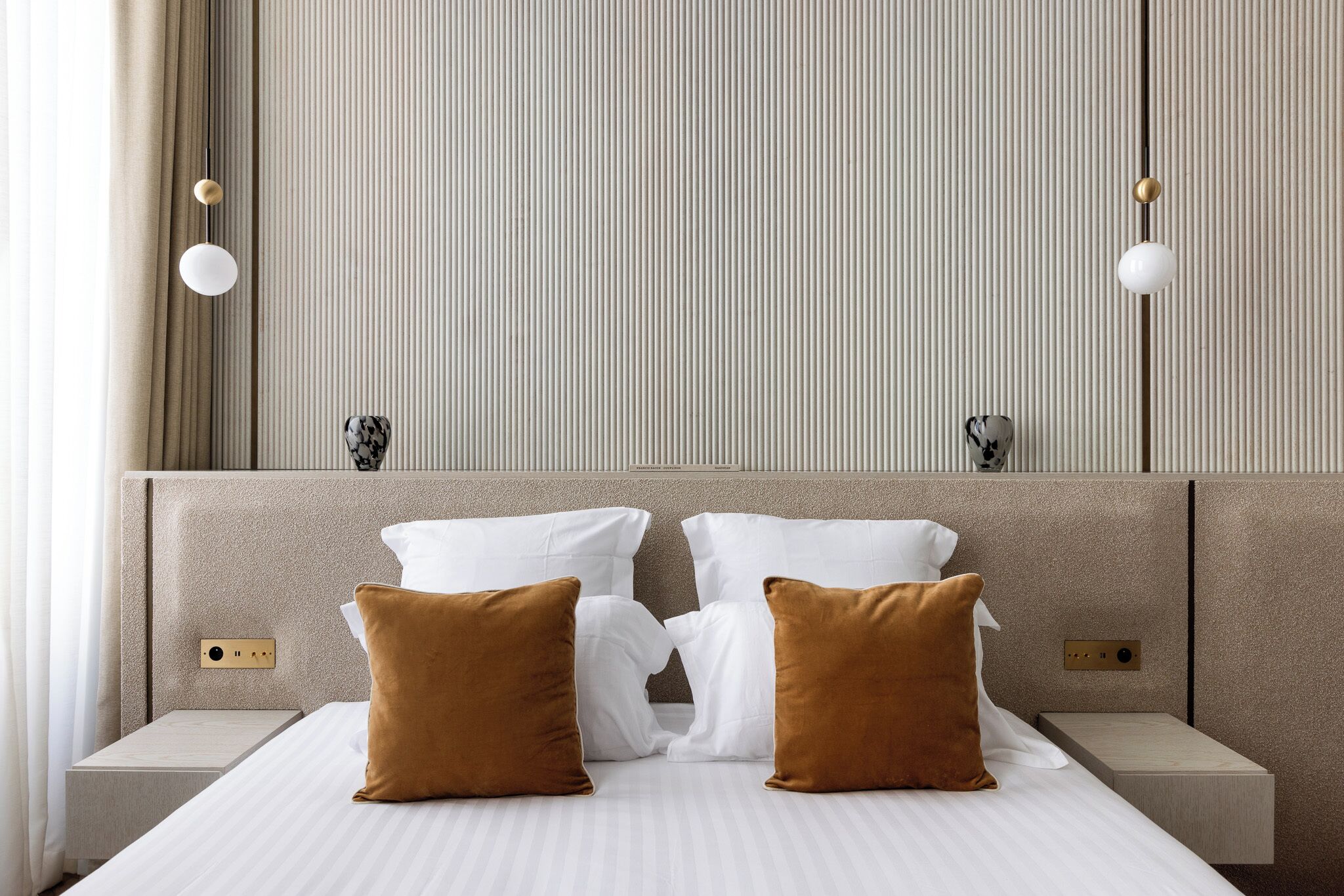 Chapon I | Premium bedding, pillowtop beds, in-room safe, individually decorated