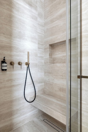 Chapon I | Badezimmer