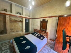 Iron/ironing board, free WiFi, bed sheets - Lütfü Bey Konağı (Gaziantep)