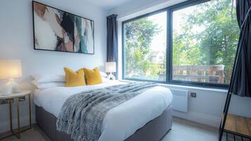 Junior Studio | 3 bedrooms, laptop workspace, free WiFi, bed sheets