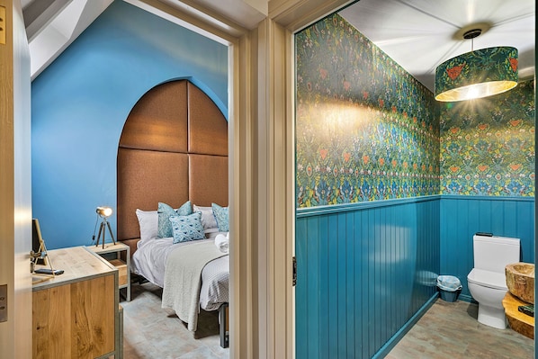 4 bedrooms, free WiFi, bed sheets