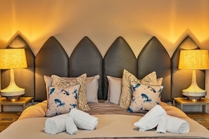 4 bedrooms, free WiFi, bed sheets