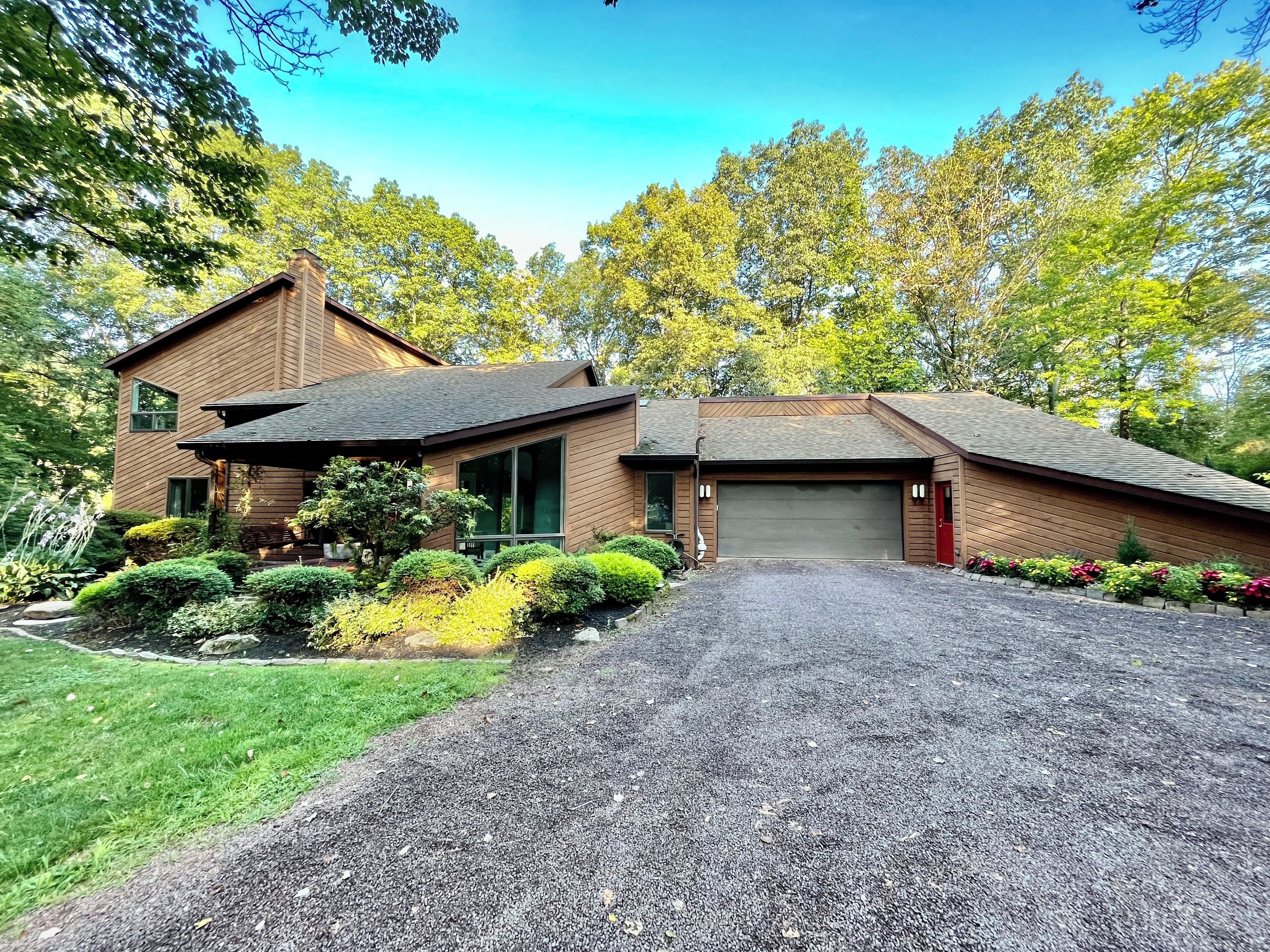 Private Retreat on Manatawny Creek!