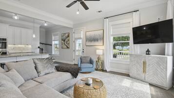 Smart-tv, videospil, bordfodbold