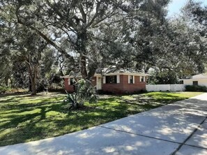 Exterior - Relaxing 3 BR home close to Water, NAS, Perdido (Pensacola)