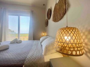 2 多间卧室、熨斗/熨衣板、WiFi、床单