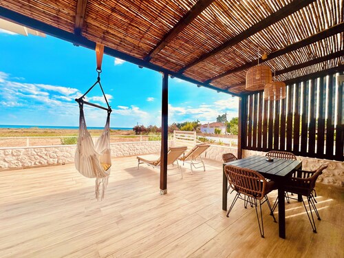 Boho Natural - Beachfront Private Veranda