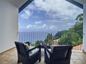2 bedrooms - Vinhaticos House by Atlantic Holiday (Porto Moniz)