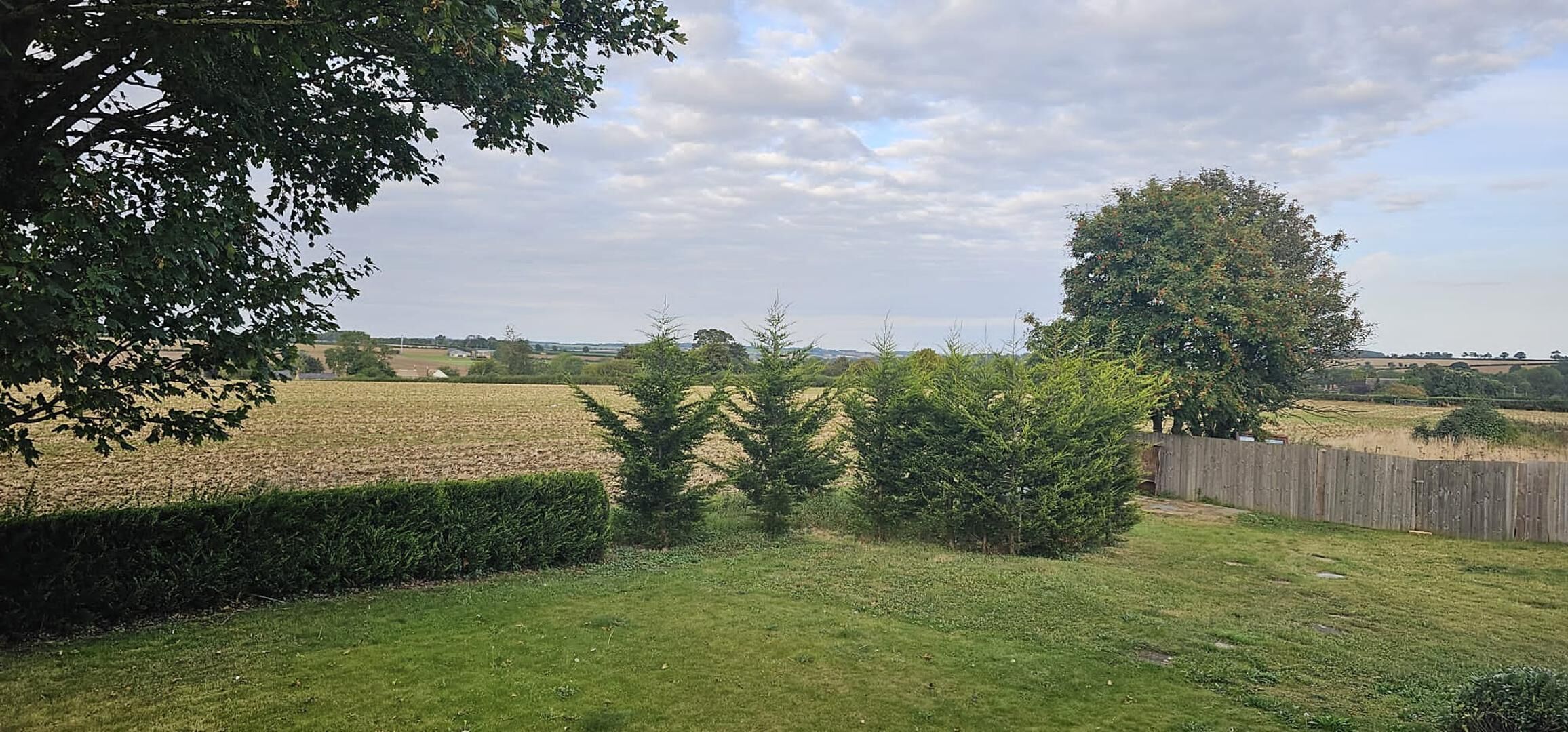 开  间 | 住宿场地