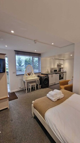 Charming Studio Rutland Point Holiday or Work