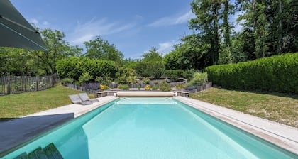 Maison Spacieuse au Calme Idéal Pour des Moments Entre Amis ou en Famille !