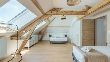 6 Schlafzimmer, Bügeleisen/Bügelbrett, Reisekinderbett, kostenloses WLAN