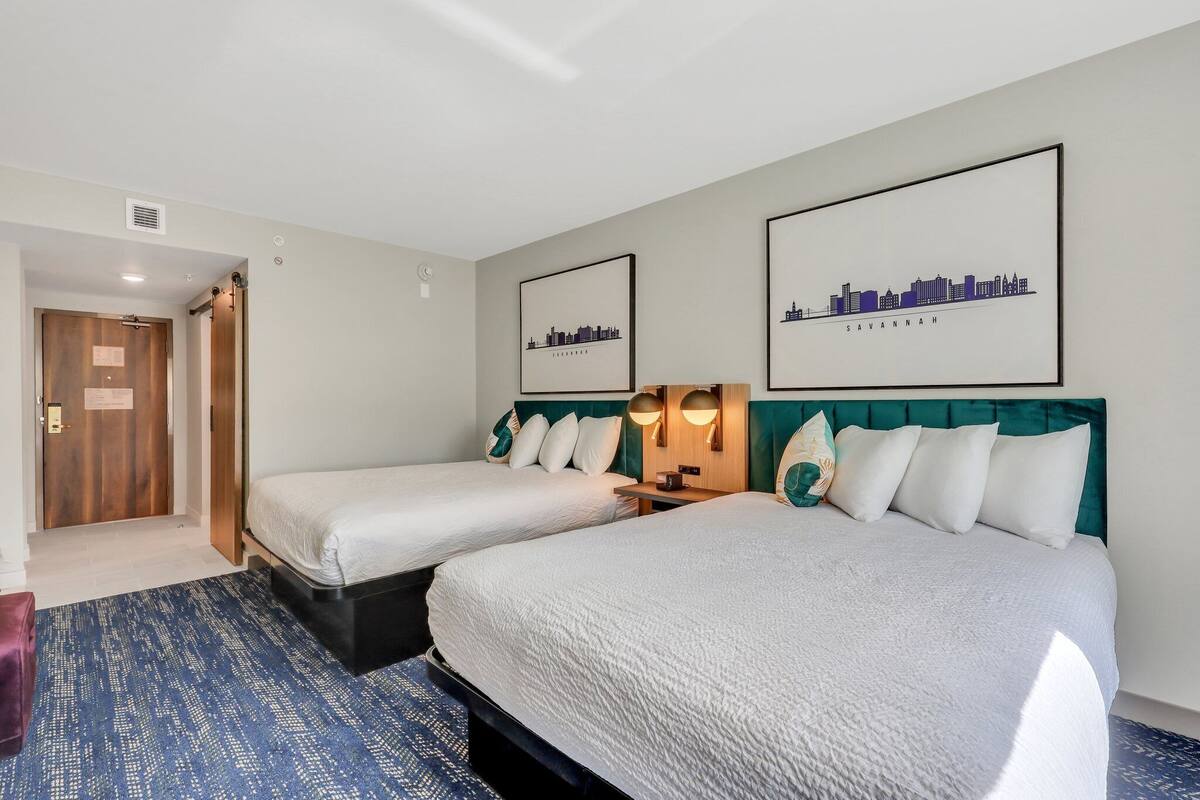Premium bedding, down duvets, pillow-top beds, desk