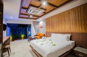 1 bedroom - Private Room+Private Small Pool / Siray Bay Phuket (Tambon Ratsada)