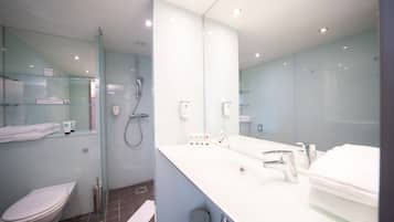 Douche, sĂšche-cheveux, chauffage par le sol (salle de bains)