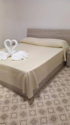 2 sovrum, strykjärn/strykbräda, wi-fi och sängkläder