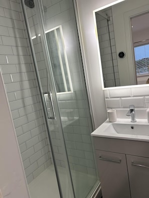 House | Bathroom | Combined shower/tub, deep soaking tub, hair dryer, towels
