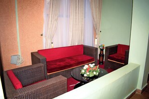 Smart TV, servicios de streaming, monitor de computadora y impresora 