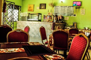 Restaurant - Mbale Travellers Inn (Mbale)