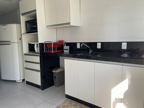 冰箱、厨具/餐具