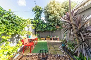 Eenvoudig huis, Meerdere bedden | Terrein van de accommodatie