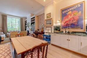 Hus – basic, flere senger | Spiseområde