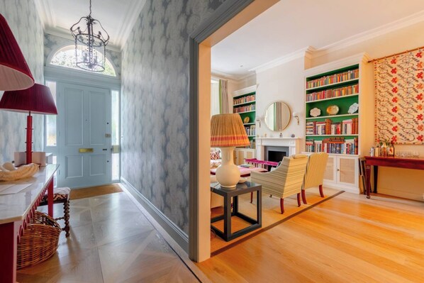 Maison de base, Plusieurs lits | Intérieur