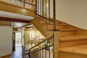 Interior - Holiday home with private pool and outdoor shower (Čehići)