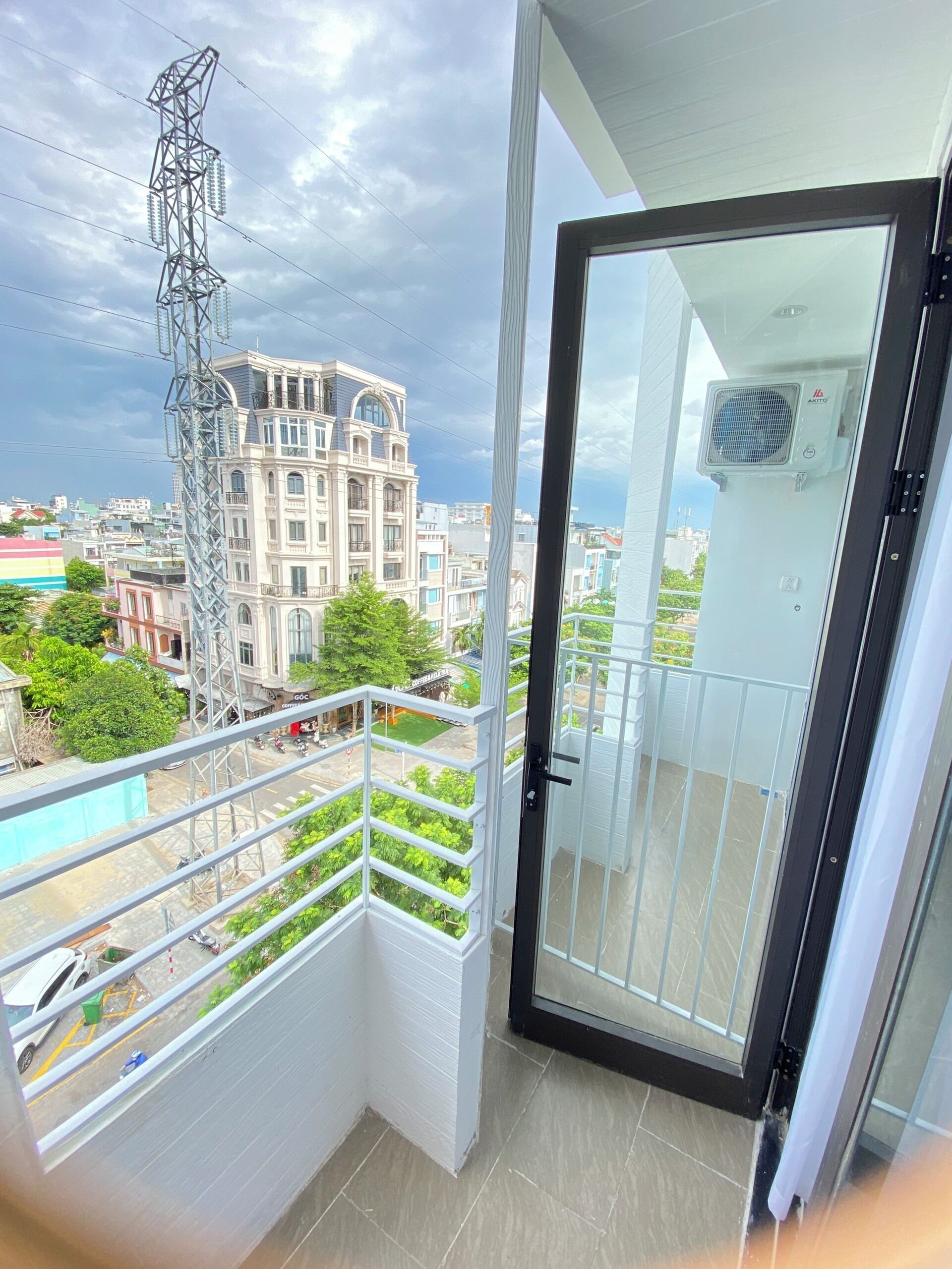 individually furnished, desk, laptop workspace, soundproofing