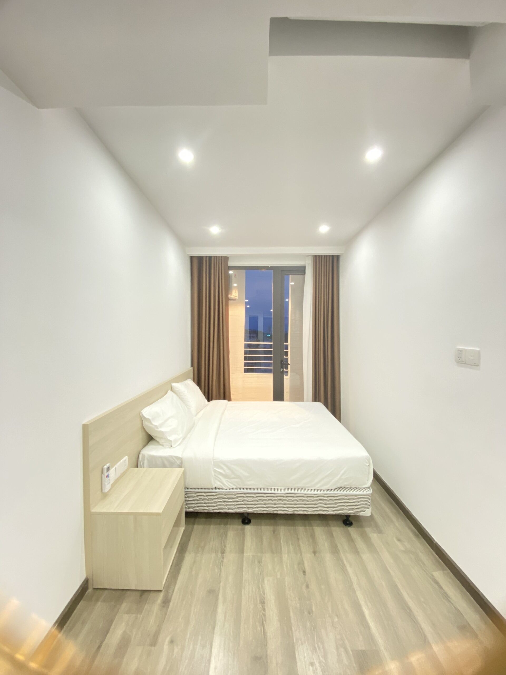 basic double room | individually furnished, desk, laptop workspace, soundproofing