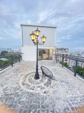 Rooftop terrace - GOODTECH LUXURY  Hotel & Apartment (Da Nang)