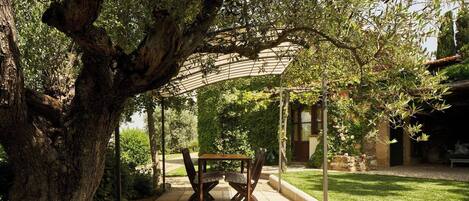 Villa, 2 habitaciones, para fumadores, alberca privada | Áreas de la propiedad