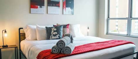 1 chambre, bureau, fer et planche à repasser, accès au Wi-Fi (inclus)