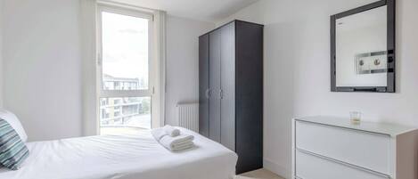 1 bedroom, iron/ironing board, Internet, bed sheets