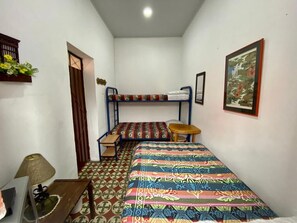 7 camere, Wi-Fi, lenzuola