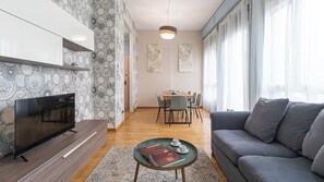 Apartment, 3 Bedrooms | Living area