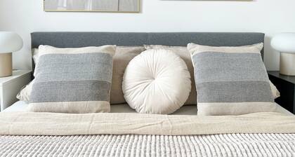 JUPAS° | Soho Home – Smart & Netflix