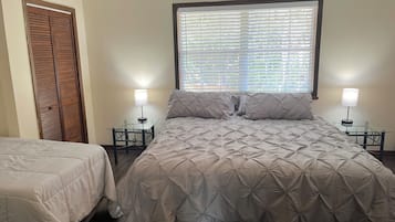 3 bedrooms, WiFi, bed sheets