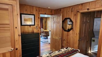 1 chambre, fer et planche à repasser, Wi-Fi, literie fournie