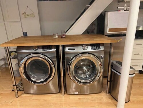 Cozy, Modern Apartment with Amenities