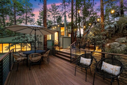 Prescott Treehouse. Luxe 4BR/3Ba Home. Sleeps 10
