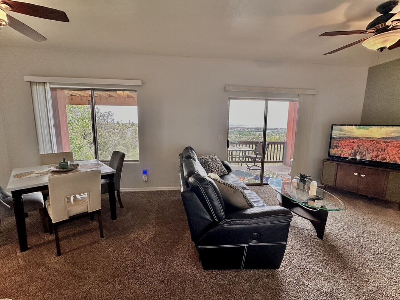 Smart-TV og DVD-spiller